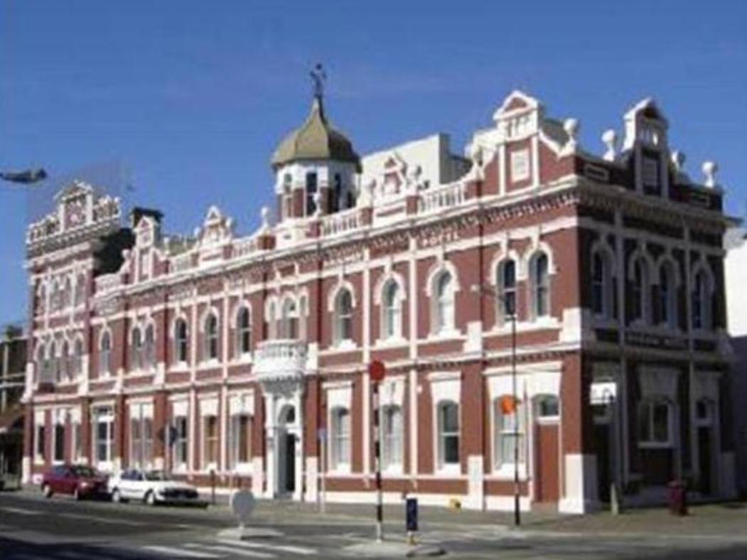 Victoria Railway Hotel Invercargill Extérieur photo